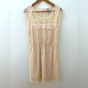 Bar III (Macy's) Cream Lace Dress size Large